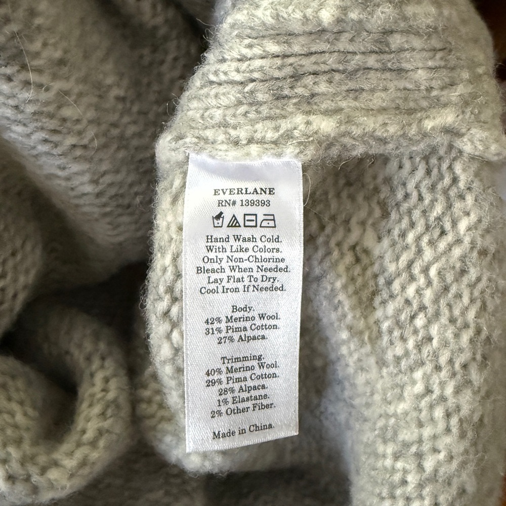 Everlane Softest Gray Chunky Women’s Sweater Size XS/S - Picture 4 of 8